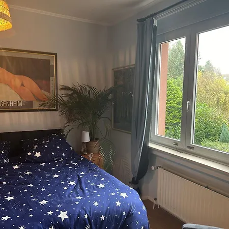 Serenity Big Bed & Breakfast *